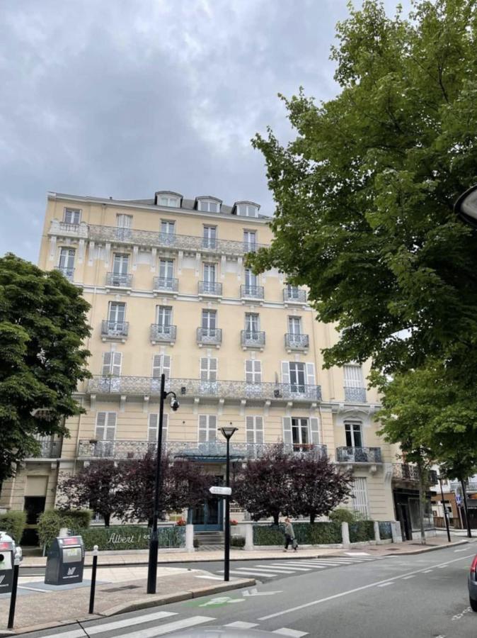 Le 5E - Appartement Design Dans Un Ancien Palace วิชี ภายนอก รูปภาพ